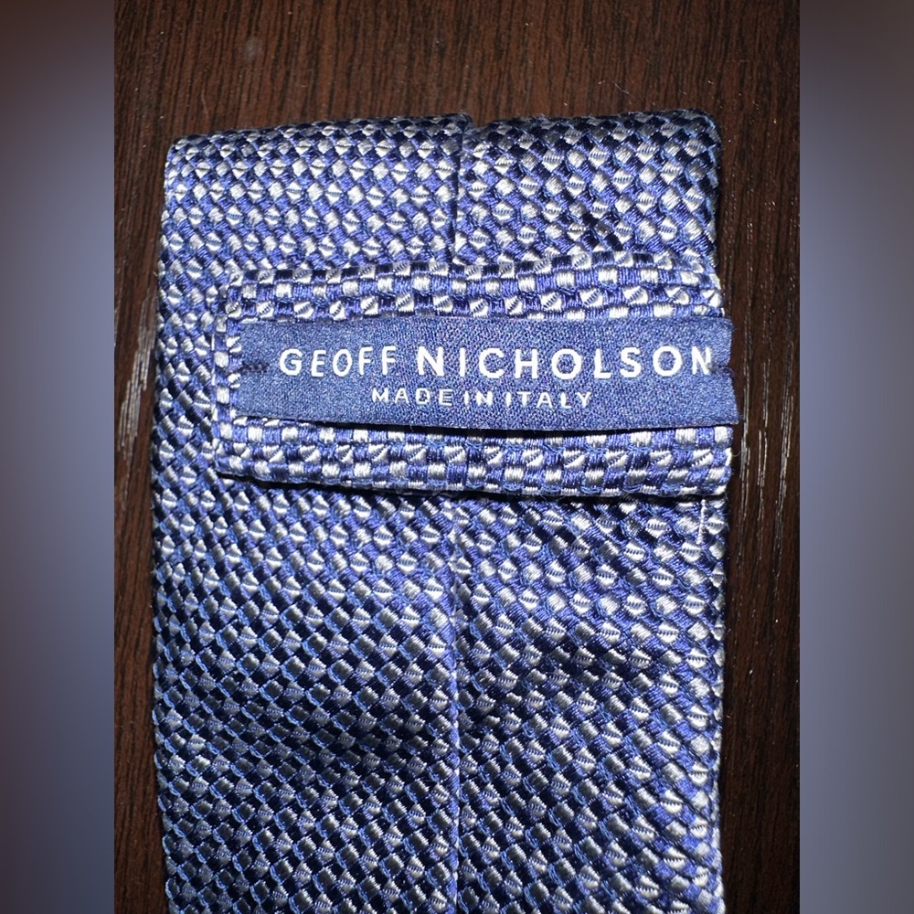 Geoff Nicholson 100% Silk Microdot Tie